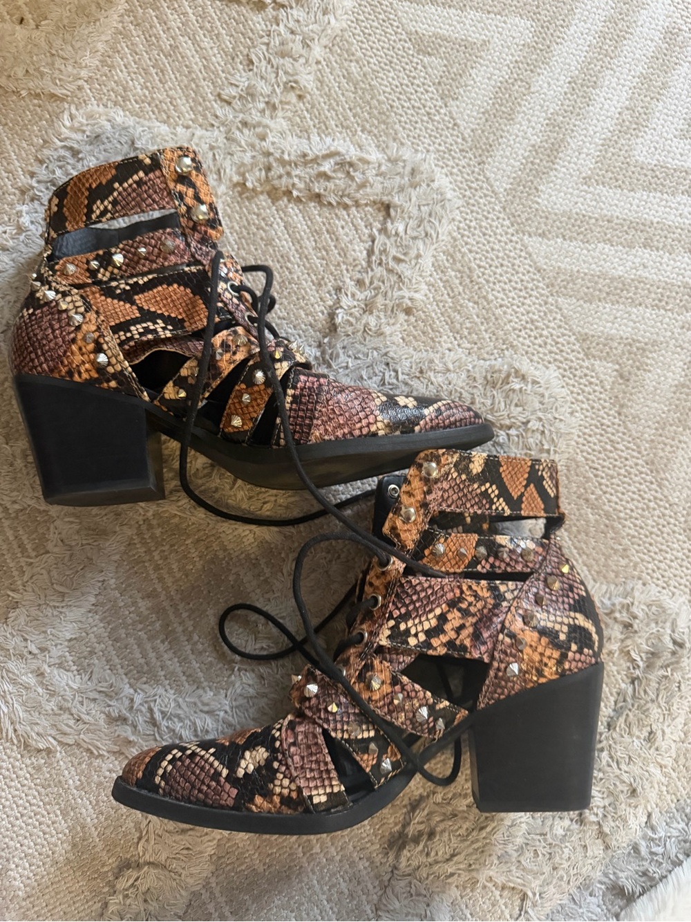 Sam Edelman Brown & Black Snakeskin Lace-Up Block Heel Ankle Boots